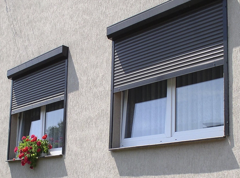 На окна в Моздоке